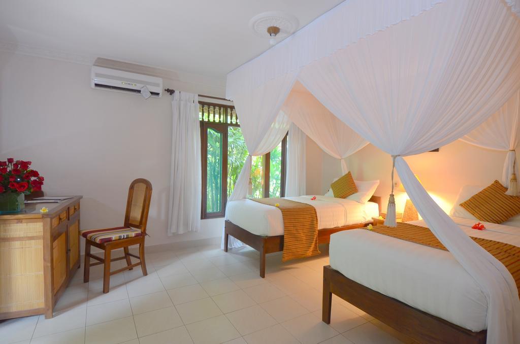 Tirta Ayu Hotel And Restaurant Karangasem Pokoj fotografie